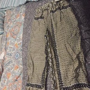 Palazzo carpet pants